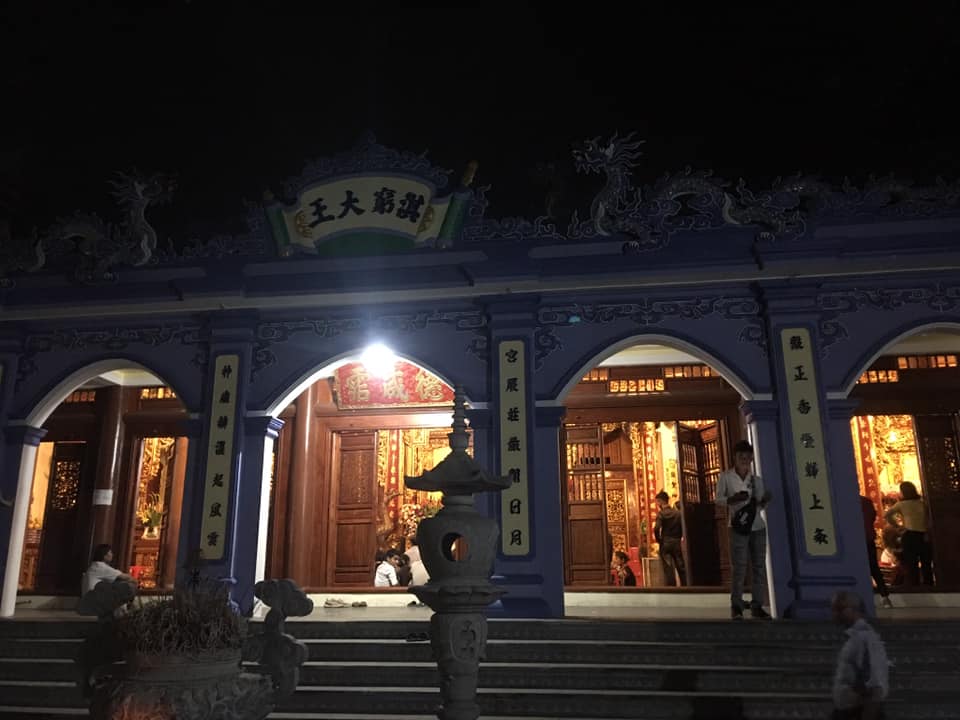 den quan lon tuan tranh, quan de ngu