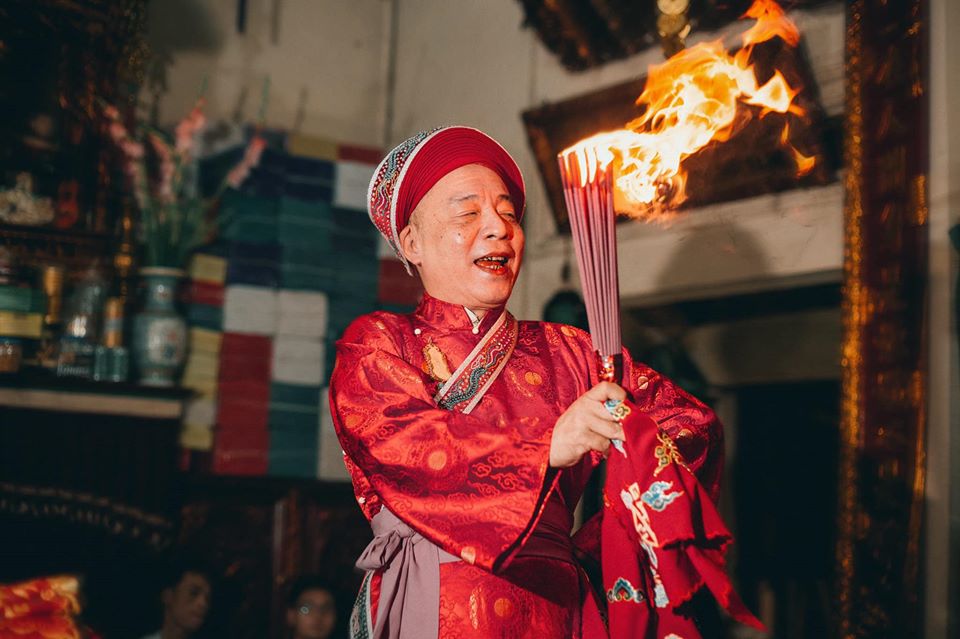 can dong so linh, hau gia ong hoang
